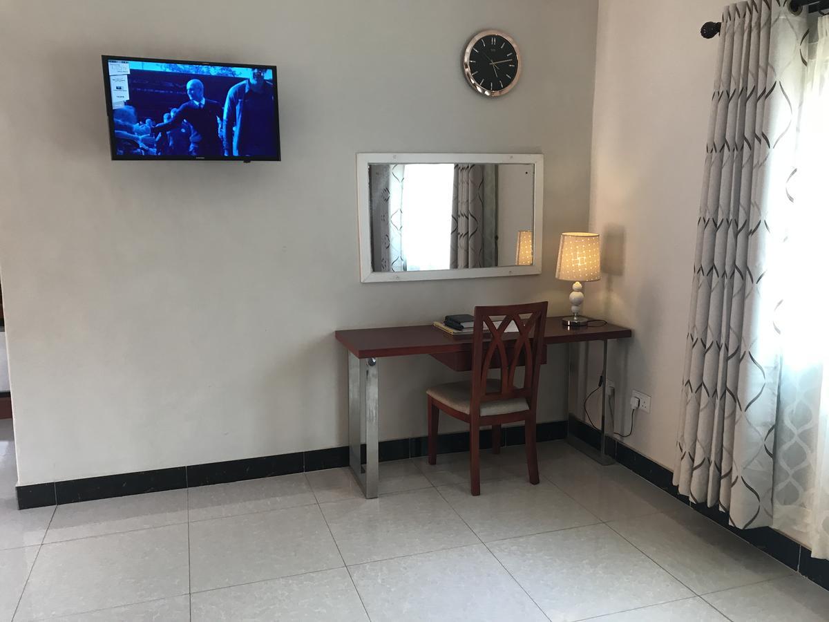 Northern Rock Hotel Mpika ภายนอก รูปภาพ