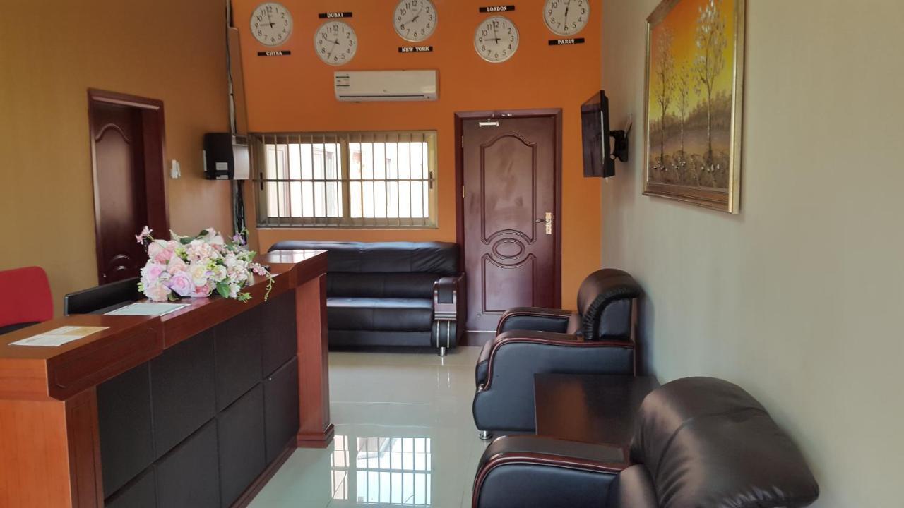 Northern Rock Hotel Mpika ภายนอก รูปภาพ
